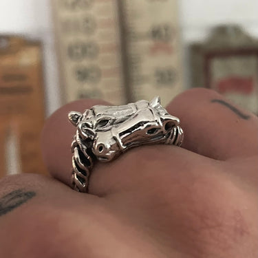 Double Horse Head Ring