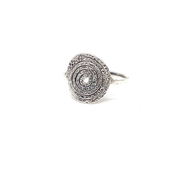 Petite Modern Swirl Ring