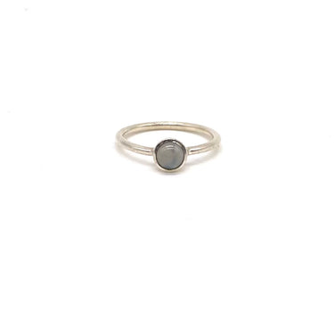 Petite Bezal Set Moonstone Ring