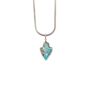 Wired Turquoise Arrow Head Pendant Necklace