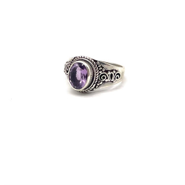 Detailed Oval Amethyst Ring