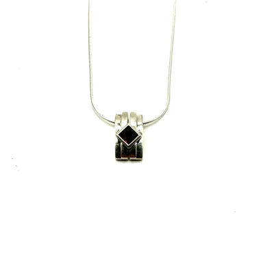 Modern Striped Garnet Pendant Necklace