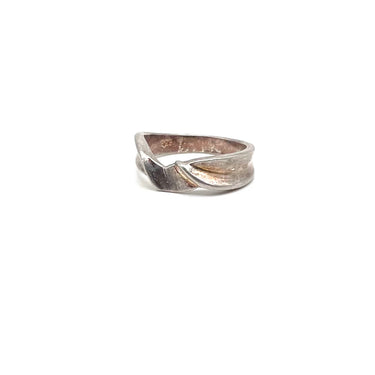 Modern Twisted Oxidized Ring