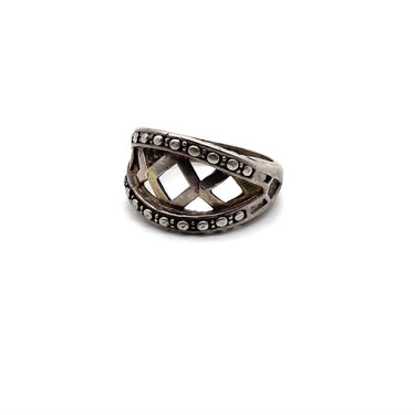 Oxidized Pebbled Double X Ring