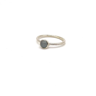 Petite Bezal Set Moonstone Ring