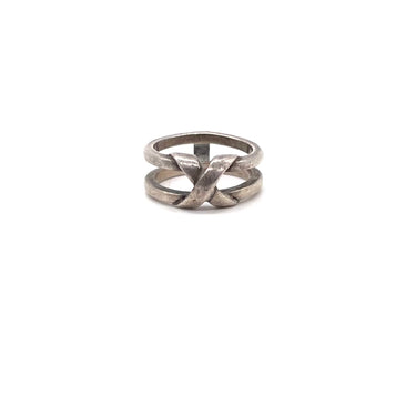 Modern Double Band X Ring
