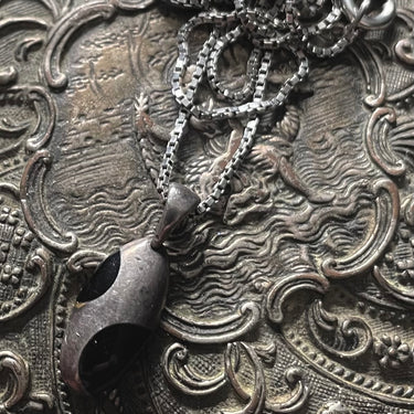 Split Oval Onyx Pendant Pendant Necklace