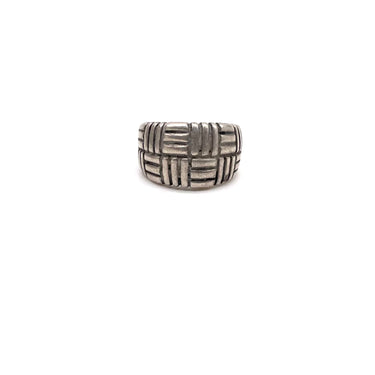 Modern Divided Pattern Ring
