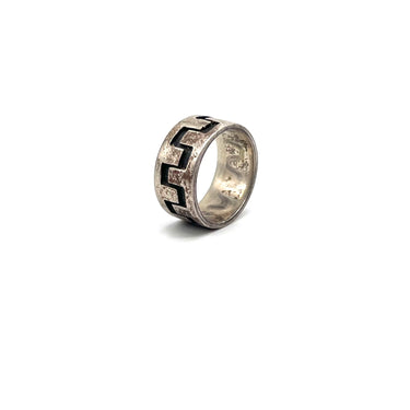 Oxidized Etched Design Ring