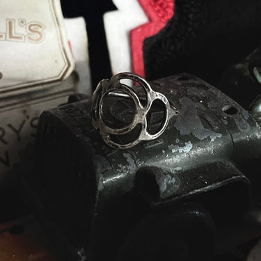 Interlocked Open Work Circle Ring