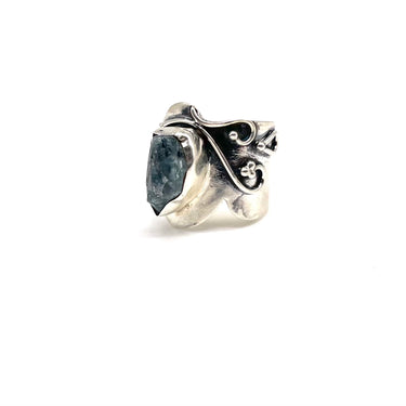 Brutalist Raw Cut Kyanite Ring