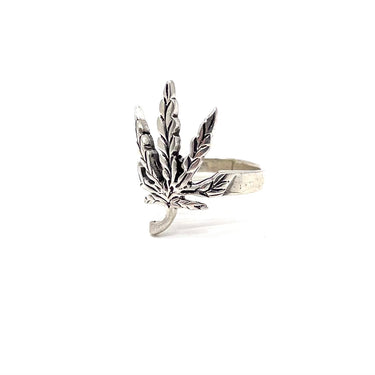 Mar*juana Leaf Ring
