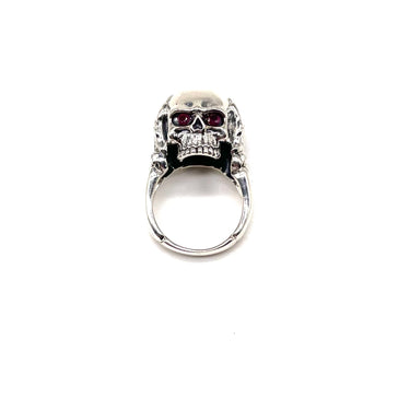 Hear No Evil Skull Ring