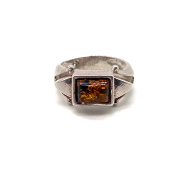 Modern Rectangular Amber Ring