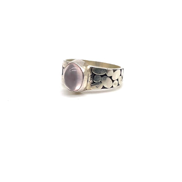 Pebbled Oval Rose Quartz Ring