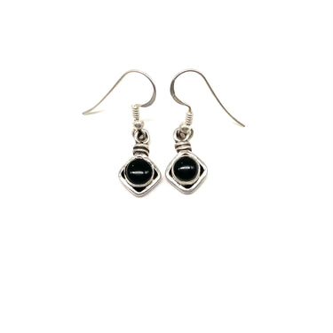 Dangled Bezal Set Onyx Earrings