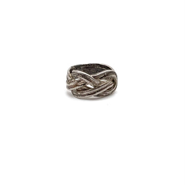 Twisted Oxidized Ring