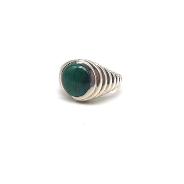 Modern Waved Edge Circle Malachite Ring