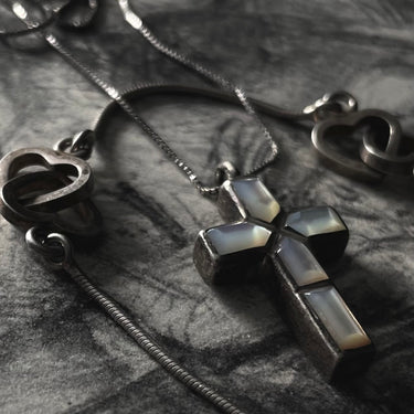 Mother Of Pearl Cross Pendent Necklace