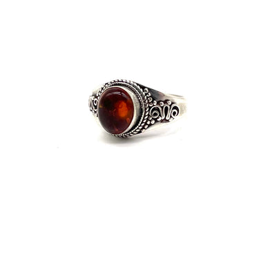 Detailed Oval Amber Ring