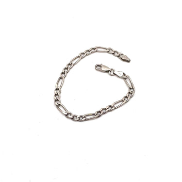 Modern ITALY Stamped Figaro Link Bracelet
