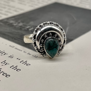 Detailed Curved Turquoise Teardrop Ring