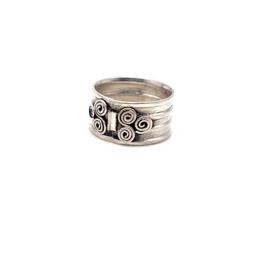 Swirled Triple Stacked Ring