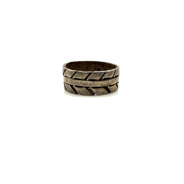 Vintage Oxidized Chiseled Band Ring