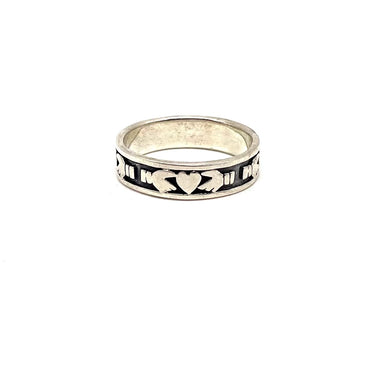 Claddagh Wrap Around Ring