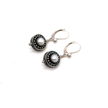 Pebbled Pearl Earrings